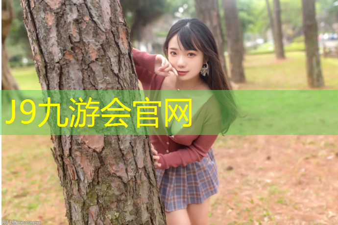 J9九游会真人游戏第一品牌：别怕肌肉男孩，单杠让你更有魄力！